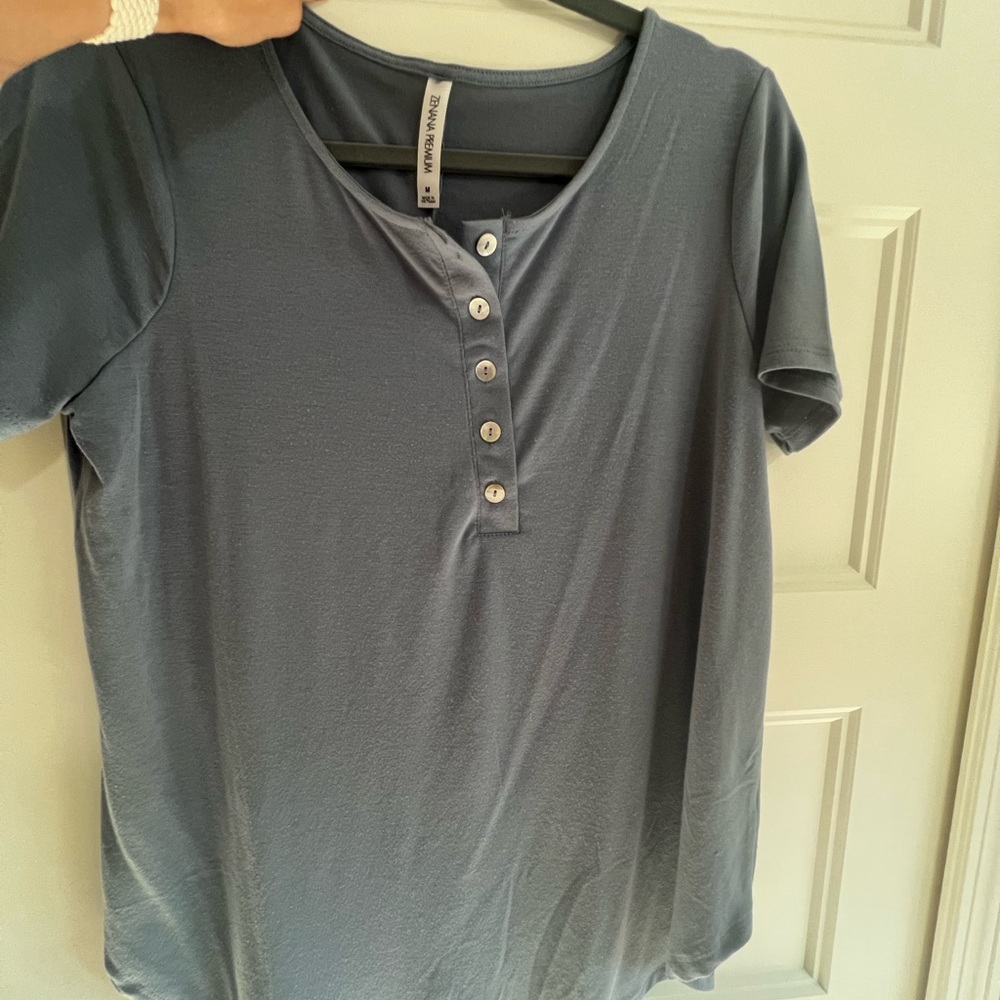 Zenana Outfitters Blue Short Sleeve Buttoned Tee